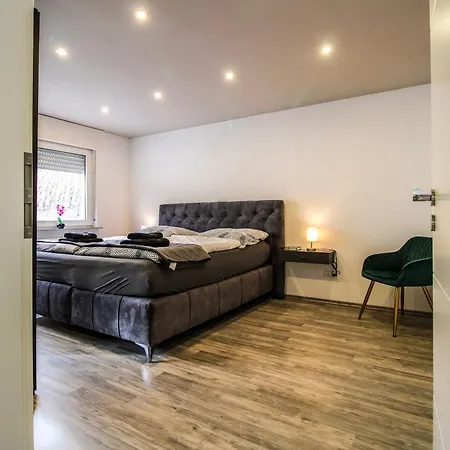 Sweet Six, Sauna, Balkon, 6 Personen, Boxspringbetten, Hochwertiges Bad アパート ツェル・アン・デル・モーゼル