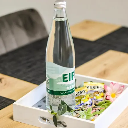 Sweet Six, Sauna, Balkon, Netflix, Boxspringbetten, Hochwertiges Bad Apartment *