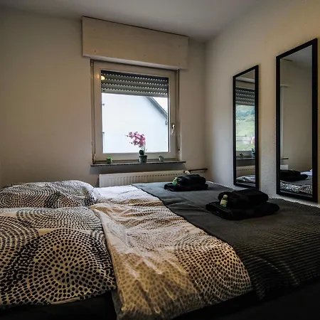 Sweet Six, Sauna, Balkon, 6 Personen, Boxspringbetten, Hochwertiges Bad アパート ツェル・アン・デル・モーゼル