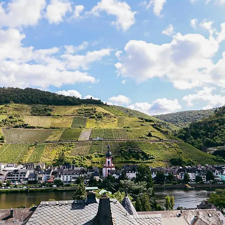 Sweet Six, Sauna, Balkon, 6 Personen, Boxspringbetten, Hochwertiges Bad アパート