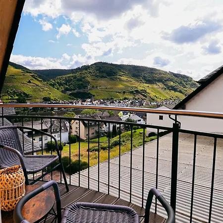 アパート Sweet Six, Sauna, Balkon, 6 Personen, Boxspringbetten, Hochwertiges Bad