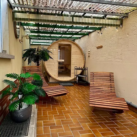 Sweet Six, Sauna, Balkon, 6 Personen, Boxspringbetten, Hochwertiges Bad アパート *