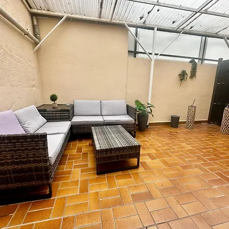 Sweet Six, Sauna, Balkon, 6 Personen, Boxspringbetten, Hochwertiges Bad ツェル・アン・デル・モーゼル