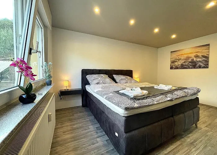 Sweet Six, Sauna, Balkon, 6 Personen, Boxspringbetten, Hochwertiges Bad Zell an der Mosel